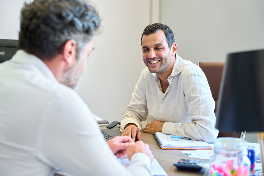 dirigeant dans son bureau 